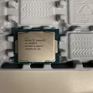 Intel Xeon W-1250TE