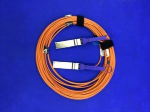 MC220731V-015 NVIDIA Mellanox MC220731V-015 AOC Cable VPI 56Gb/s QSFP 15m