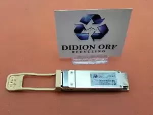 Used Cisco Original W/ Holographic QSFP-200G-SR4-S Transceiver QSFP SKU 6353