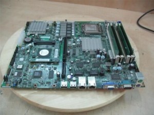 IBM 42C1452 MOTHERBOARD SERVER BOARDS E-SERVER W/39M4341 RAM CPU