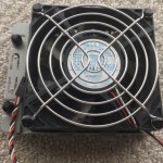 Dell CN-02 R911 PowerEdge Server 12V Fan w/sensor, bracket and guard 3.5" 90mm