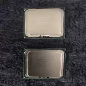 Pair Intel Xeon 5160 3.00GHz Dual Core CPUs