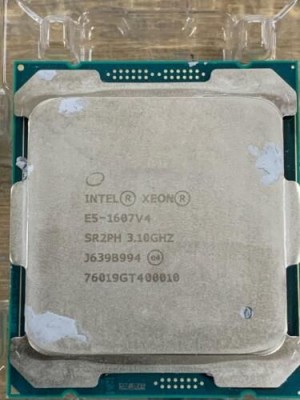 Intel Xeon E5-1607 v4 SR2PH
