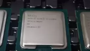 Intel Xeon E5-2420 v2 6 Core 2.2 GHz LGA1356 Server CPU (CM8063401286503SR1AJ)