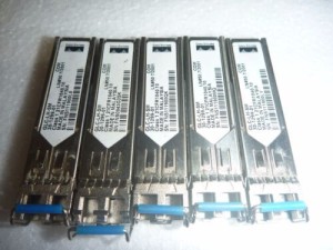 Qty 4 Genuine Cisco GLC-LH-SM Transceiver Module 1000-Base LX/LH Transceiver