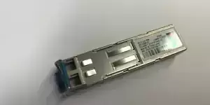 Cisco GLC-LH-SM 1000BASE-LX/LH SFP Mini GBIC 30-1299-01 Transceiver Module