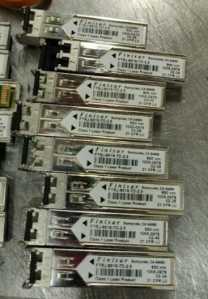 8x HP 1005-0978 Finisar FTRJ-8519 7D-2.5 2Gb SFP SW Transceivers