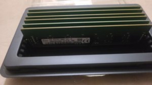 Hynix 8GB DDR4 SERVER RAM RDIMM HMA81GR7CJR8NVK DDR4 SDRAM