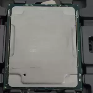 Intel® Xeon® Platinum 8268 Processor (35.75M Cache, 2.90 GHz) SRF95