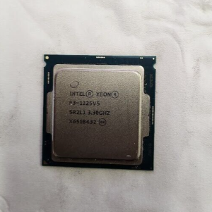 Intel Xeon E3 1225V5 3.30GHz Quad Core 8Mb Cache LGA1151 SR2LJ