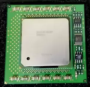 ????INTEL Processor Xeon CPU 2.2ghz (RN80532KC049512) SL6EN w/512kb Cache 400mhz????