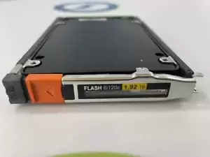 Lot of 4 - EMC 118000630 1.92TB SSD 12GB 2.5 SAS SSD - 303-287-004D-00 005052564