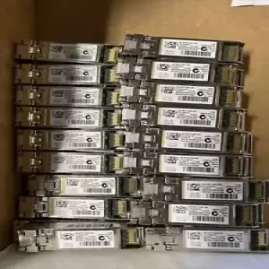 Lot of 18 Cisco DS-SFP-FC8G-SW 8Gb SFP+ Transceiver Module 10-2418-02