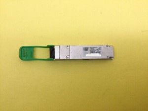 QSFP-100G-SM-SR Cisco 100GBASE QSFP-100G Transceiver Module 10-3220-02