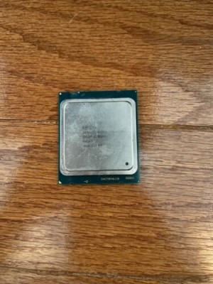 Intel Xeon E5-1620V2 3.7GHz Quad-Core (CM8063501292405) Processor
