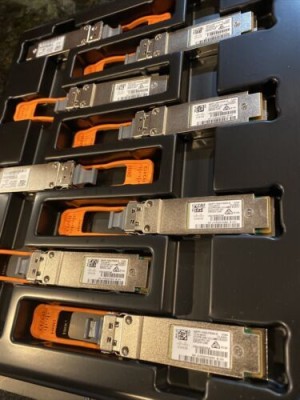 New Cisco QSFP-100G-PSM4-S New Bulk Two Years Warranty