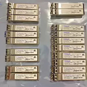 Lot of 20 - Finisar FTLF8528P3BCV-QL 8GB FC 850nm Transceiver Module As Shown