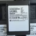 1.92TB PM1653 1920GB SSD SAMSUNG SAS MZ1LG1T9HCJR-00A07 GXG3 MZ-1LG1T90 24G