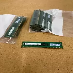 Lot of 25 Pre-Owned SAMSUNG M393A1G40DB0-CPB2Q 8GB 1Rx4-2133P-RC0