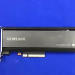 MZ-PLJ1T60 Samsung PM1735 1.6TB PCI-e NVMe 4.0x4 Enterprise SSD MZPLJ1T6HBJR