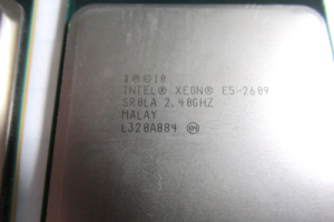 Intel Xeon SR0LA  E5-2609 2.40GHz Quad-Core CPU Processor  LGA2011 Socket