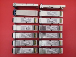 XFP-10GLR-OC192SR V04 CISCO ORIGINAL 10GE USED OPTICAL TRANSCEIVER