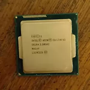 Intel Xeon e3-1241 v3 Used 4 cores 8 threads processor