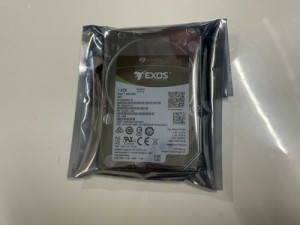 New SEAGATE Exos 10E2400 ST1800MM0129 1.8TB 10000RPM 12Gb/s 2.5in SAS Hard Drive