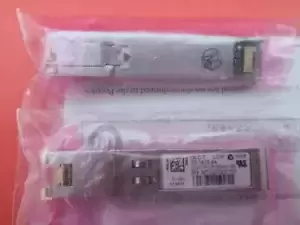 GLC-T V04 Cisco New In Bag Genuine 1000Base-T RJ-45 30-1410-04 Transceiver Modul