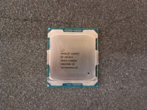 Used, Intel, CM8066002041500S R2P4, Xeon Processor E5-2643 v4 20M Cache, 3.40GHz