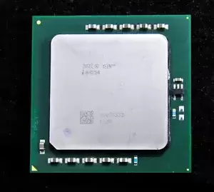 Intel SL7ZB Xeon 3.80GHz 2MB L2 Cache 800Mhz FSB 604-pin Socket 604 CPU