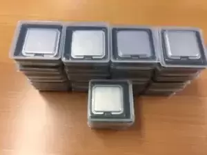 SLACD Intel Xeon 3060 2.4GHz Socket LGA 775 Server CPU Processor