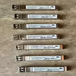 LOT OF 7 FINISAR FTLF8528P3BCV-Q 8G 850NM SFP+ TRANSCEIVER B4-4 (6)
